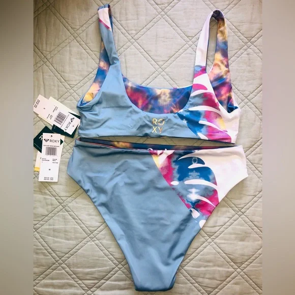 Roxy bikini - Picture 5 of 12